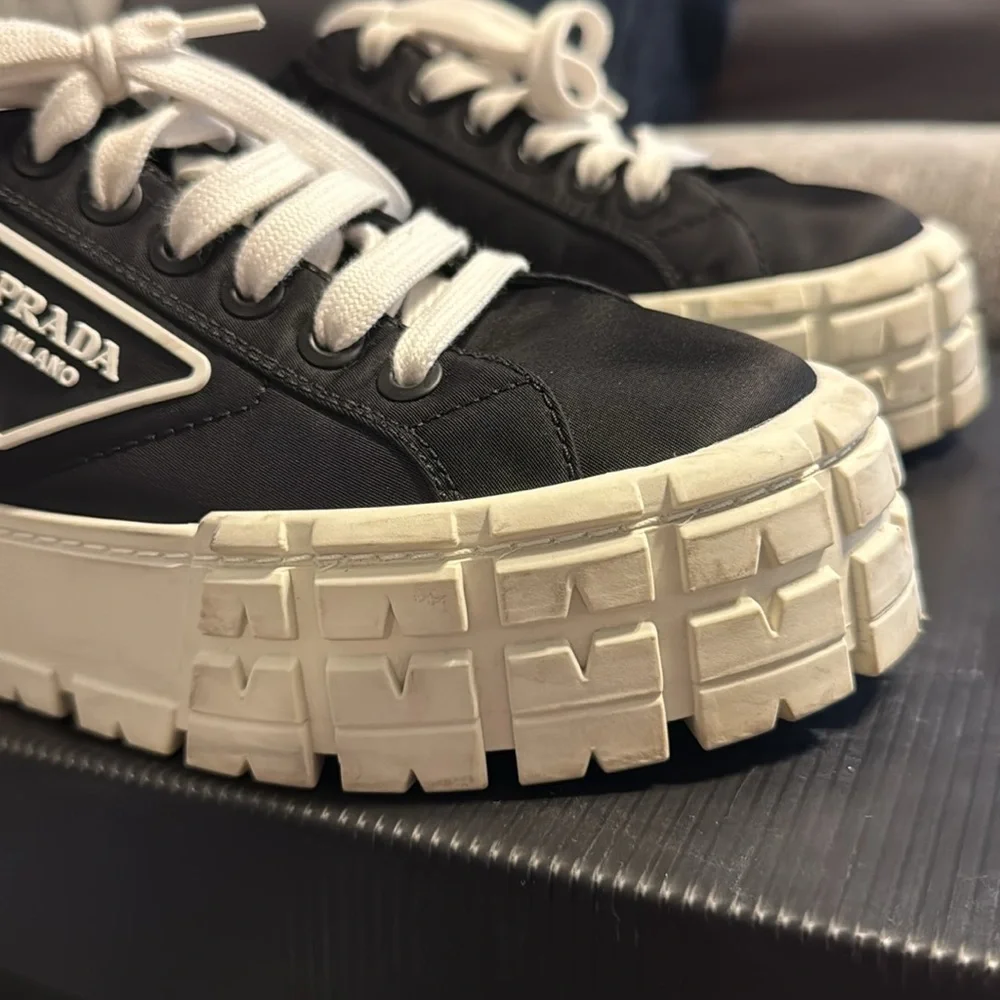 Prada platform lug sole sneakers - Picture 4 of 10